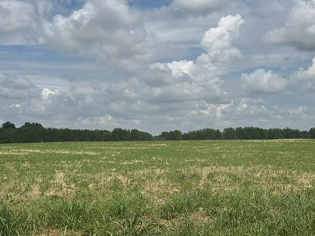 2nd image of E Stockade Rd