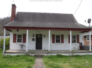 8717 California Ave, Charleston, WV 25315
