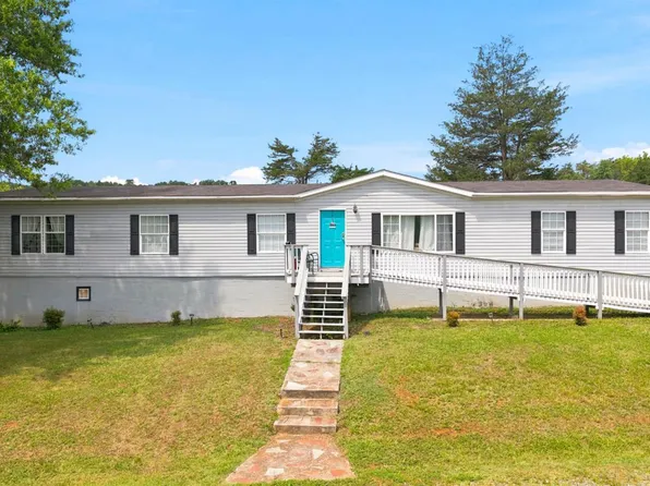 690 Hughes Rd, Gladys, VA 24554