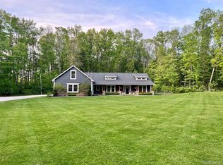 2400 N Hacker Rd, Howell, MI 48855