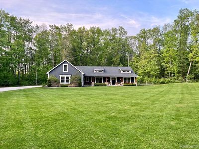 2400 N Hacker Rd, Howell, MI, 48855