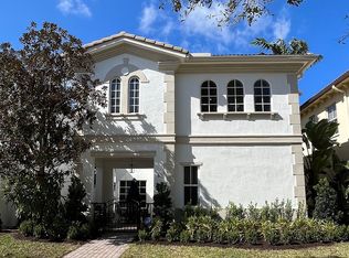 41 Stoney Dr, Palm Beach Gardens, FL 33410