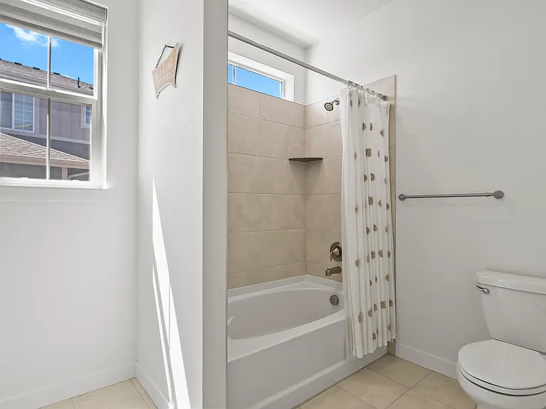 3428 Fellswoop Ct — Photo 38