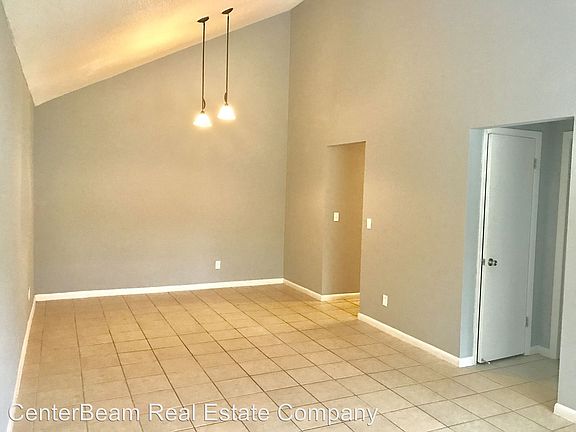 2nd image of 8276 San Jose Manor Ct APT 1