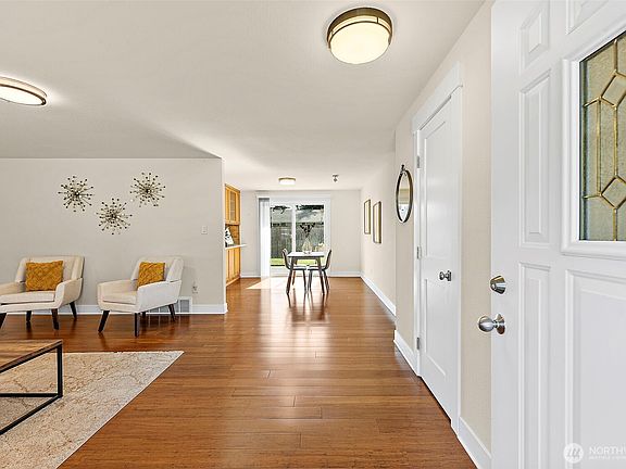3rd image of 26016 174th Avenue SE