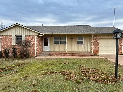 16 Highland Dr Photo 1