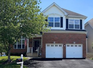 20 Pony Ln, Flemington, NJ 08822