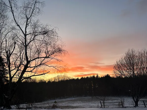 (undisclosed Address), Canterbury, NH 03224