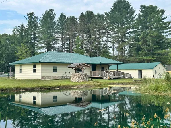 3921 Pratt Lake Rd, Gladwin, MI 48624