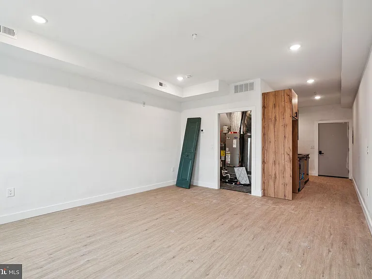 4163 Mantua Ave #2 — Photo 4