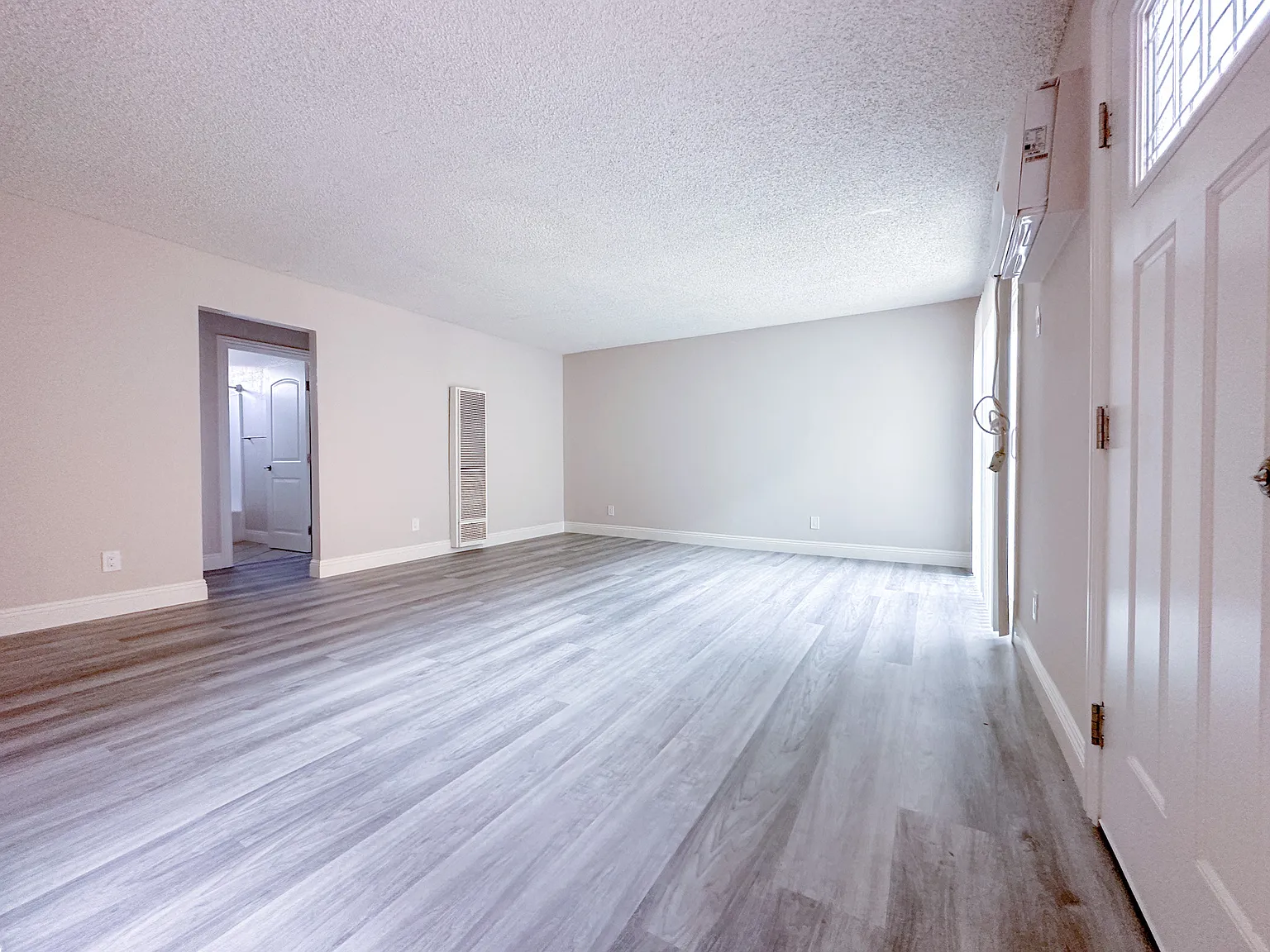 2 bed, $2,295 — Photo 2