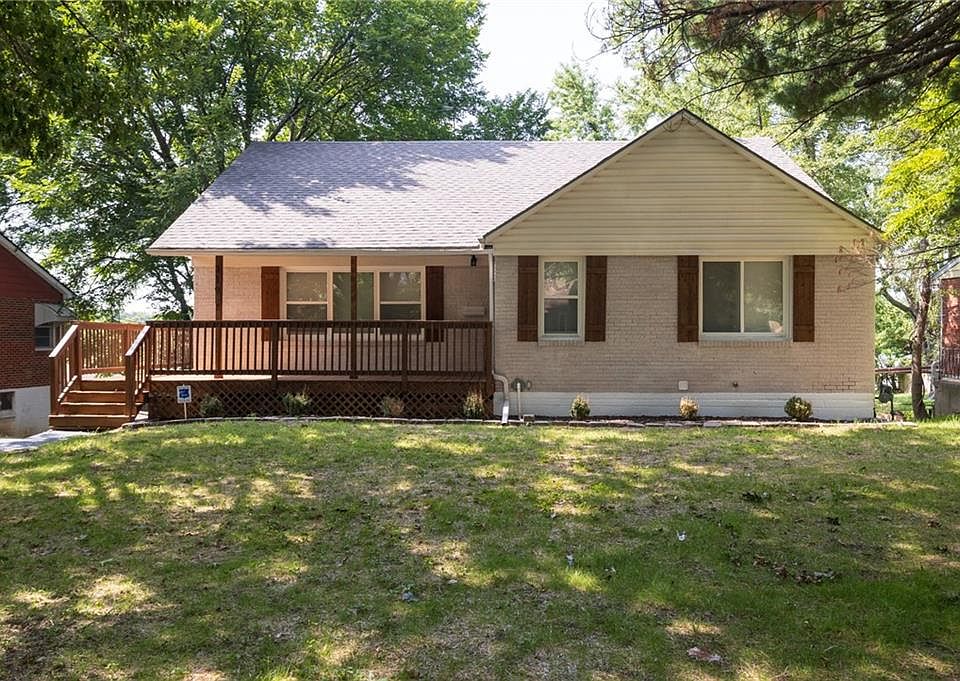 1st image of 319 E Bellevista Dr