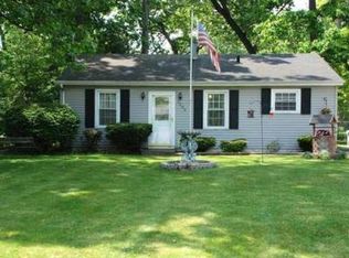 1205 N Hickory Rd, South Bend, IN 46615