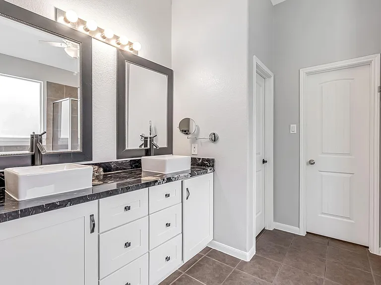 146 Black Swan Place The — Photo 15