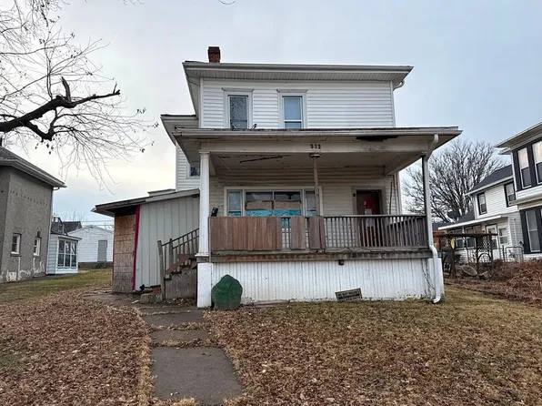 515 7th Ave S, Clinton, IA 52732