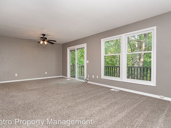 2nd image of 27 Dogwood Dr