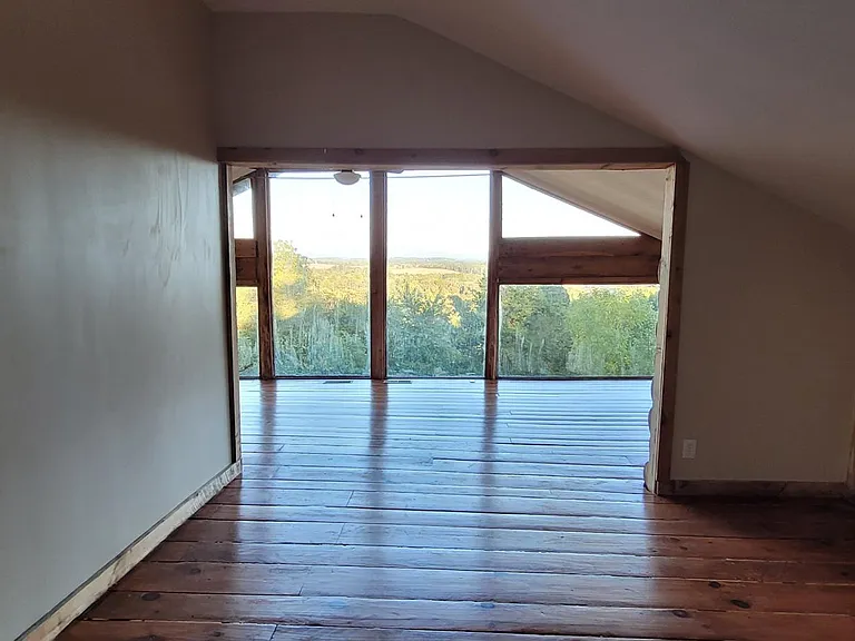 185 Pumpkin Hollow Rd — Photo 8
