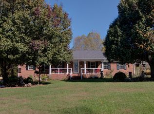 123 Shady Grove Rd, Martinsville, VA 24112