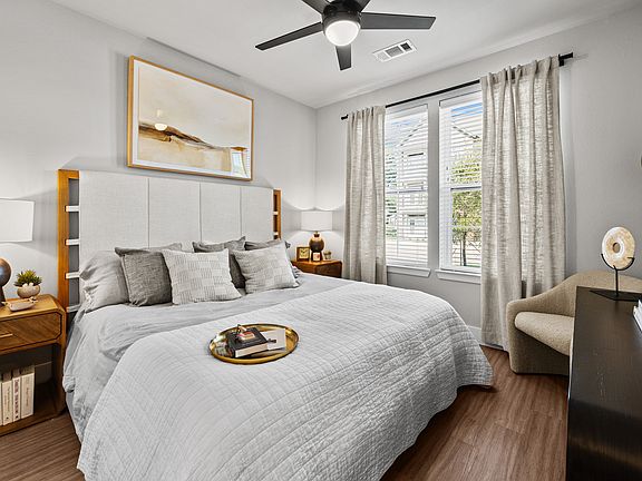 4th image of 13505 Burnet Rd #9105