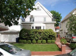 915 E 24th St, Brooklyn, NY 11210