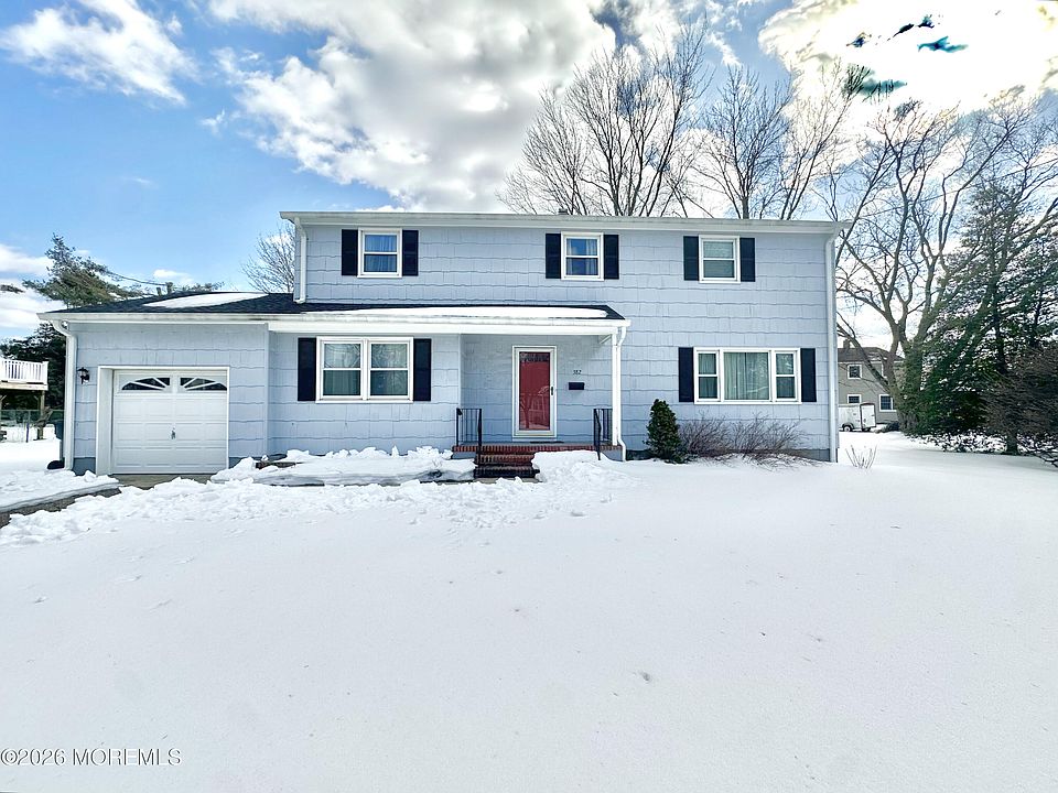 1st image of 382 W Park Ave