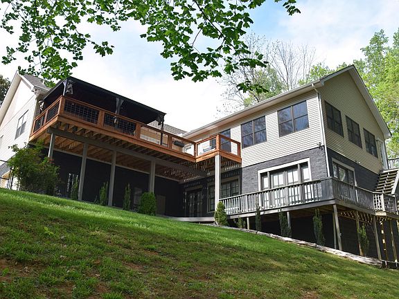 5th image of 105 W Paradise Dr