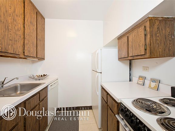 5th image of 244 Madison Ave #5J