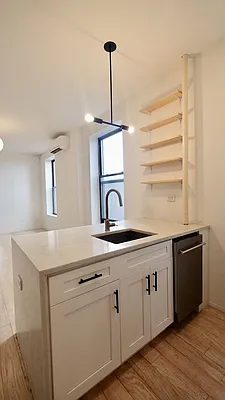 Rented by Skyward | media 19