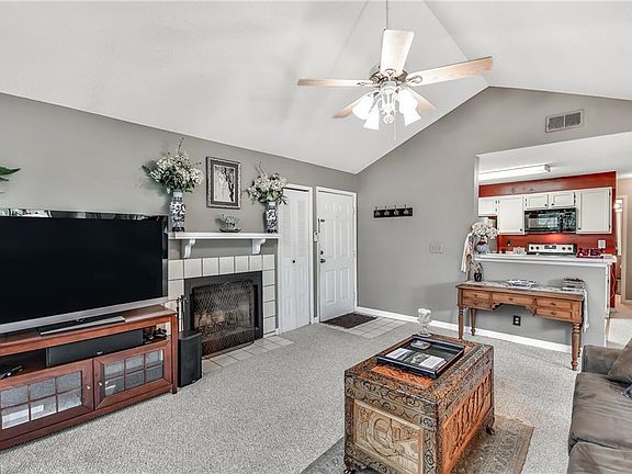 5th image of 818 Dunes Way #818