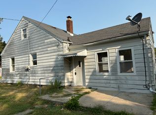 2300 N Elmwood Ave, Peoria, IL