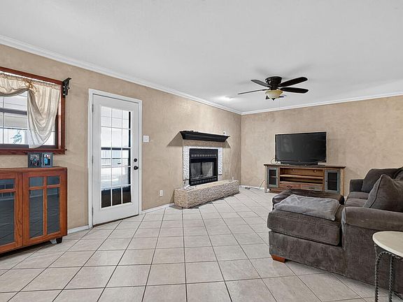 4th image of 3704 Stanolind Ave