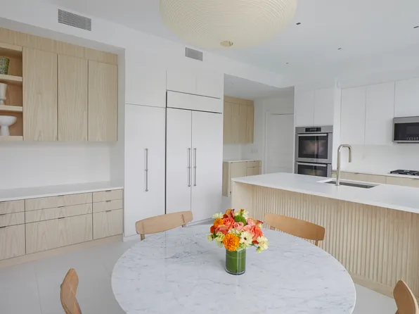 225 West 86th Street image 5 of 22