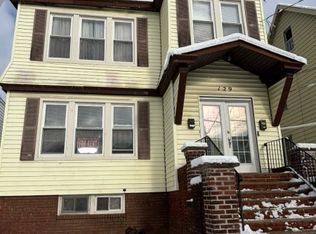 129 Grumman Ave #2, Newark, NJ 07112