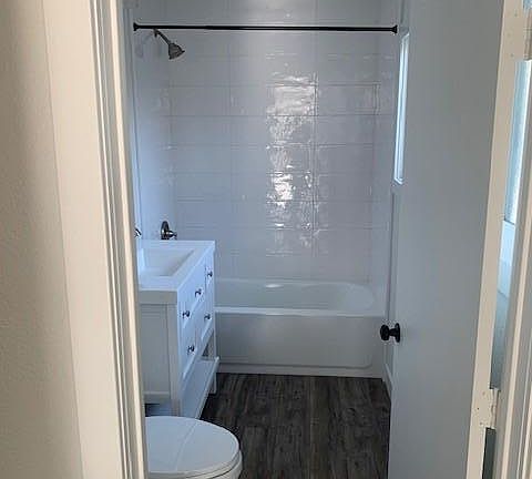 5th image of 410 S Howard St