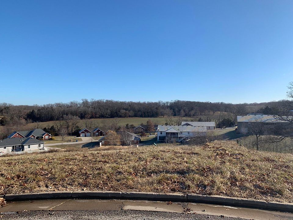3814 Pear Tree Ct, Jefferson City, MO 65101 Zillow