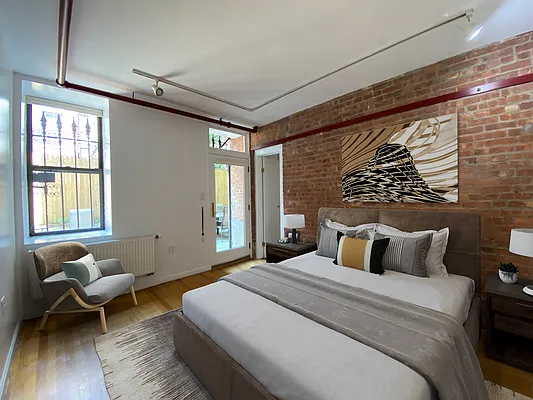 Rented by Skyward | media 28