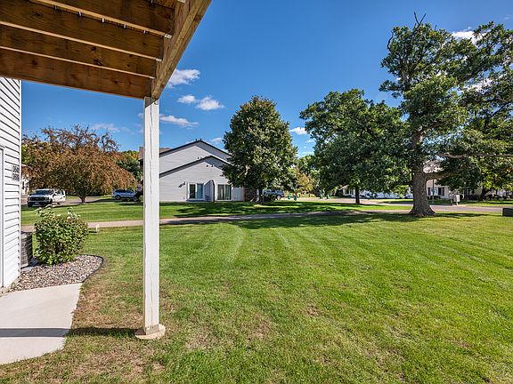 2nd image of 3639 Gershwin Ln N