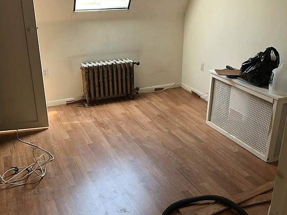 3rd image of 3907 210th St #4