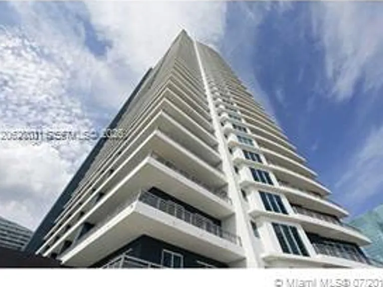 60 SW 13th St #CU-3410 — Photo 2