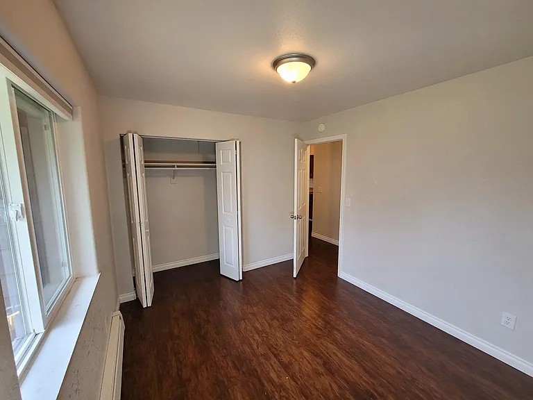 1026 E Dellwood St #2 — Photo 6