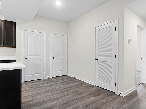 5th image of 229 E Johnson Cir Unit A111