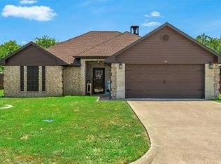 114 Stonebriar Way, Terrell, TX 75160