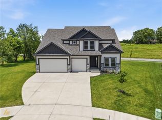 1972 Longview Dr, Liberty, MO 64068