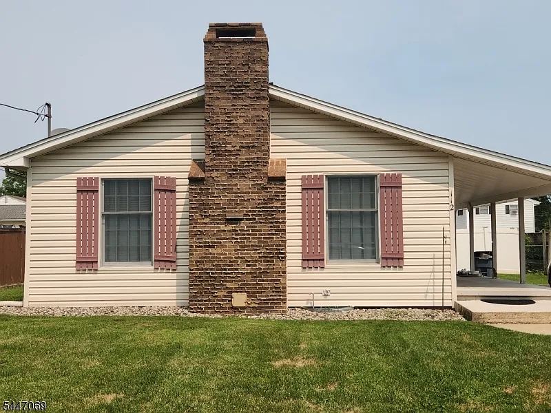 112 Brentwood Rd