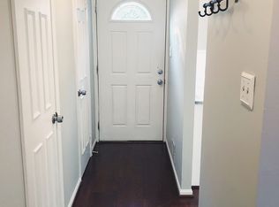 2063 Whisperwood Glen Ln, Reston, VA 20191