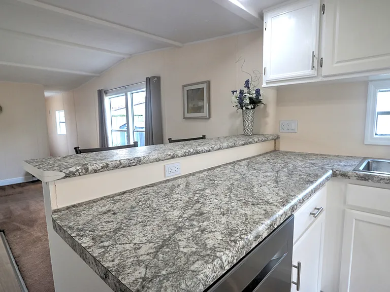 2064 Lady Lake Ln — Photo 6
