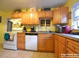 19 Beechcroft St APT 4, Brighton, MA 02135