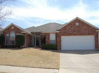 412 Tecumseh Ridge Ct, Norman, OK 73069