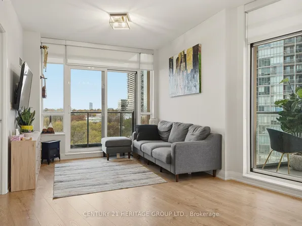 36 Park Lawn Rd #605, Toronto, ON M8V 0E5