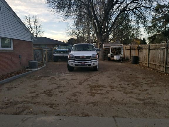 4th image of 2068 Falls Ave E